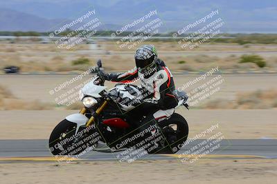 media/Jan-14-2023-SoCal Trackdays (Sat) [[497694156f]]/Turn 9 Inside (11am)/